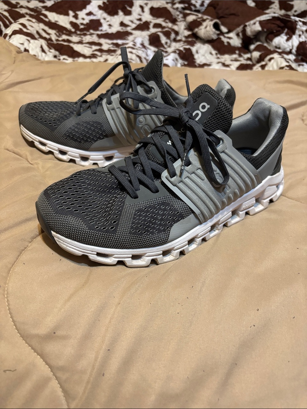 On Running Gray and White Men's Running Shoes